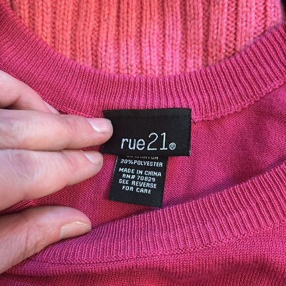 Bundle of 3 Women’s Black and Pink Long Sleeve Sweaters Size Small - Picture 4 of 14